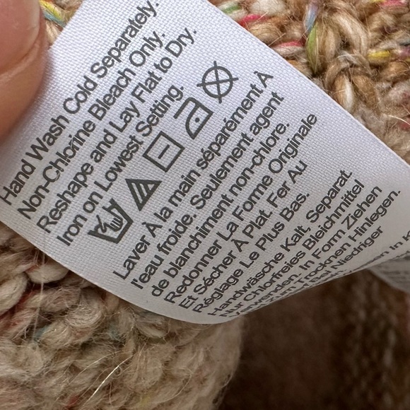 J. Crew V-Neck Beige Space Dye Knit Sweater Size Medium Wool Alp… - Picture 11 of 13